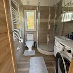 Semesterbostad Domky Pod Golfem Slapy (Prague-West)